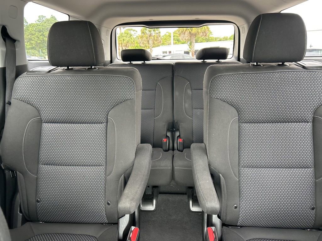 Used 2023 GMC Acadia SLE w/ Driver Convenience Package image 14