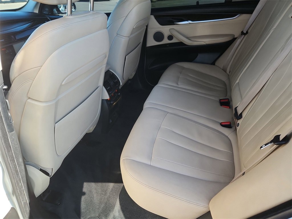 Used 2016 BMW X5 xDrive50i w/ Executive Package image 10