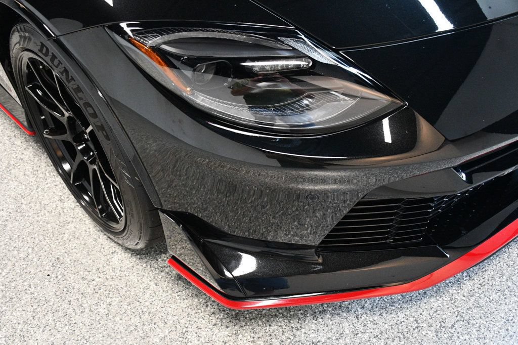 Used 2025 Nissan Z NISMO w/ Floor Mat Package RWD image 10
