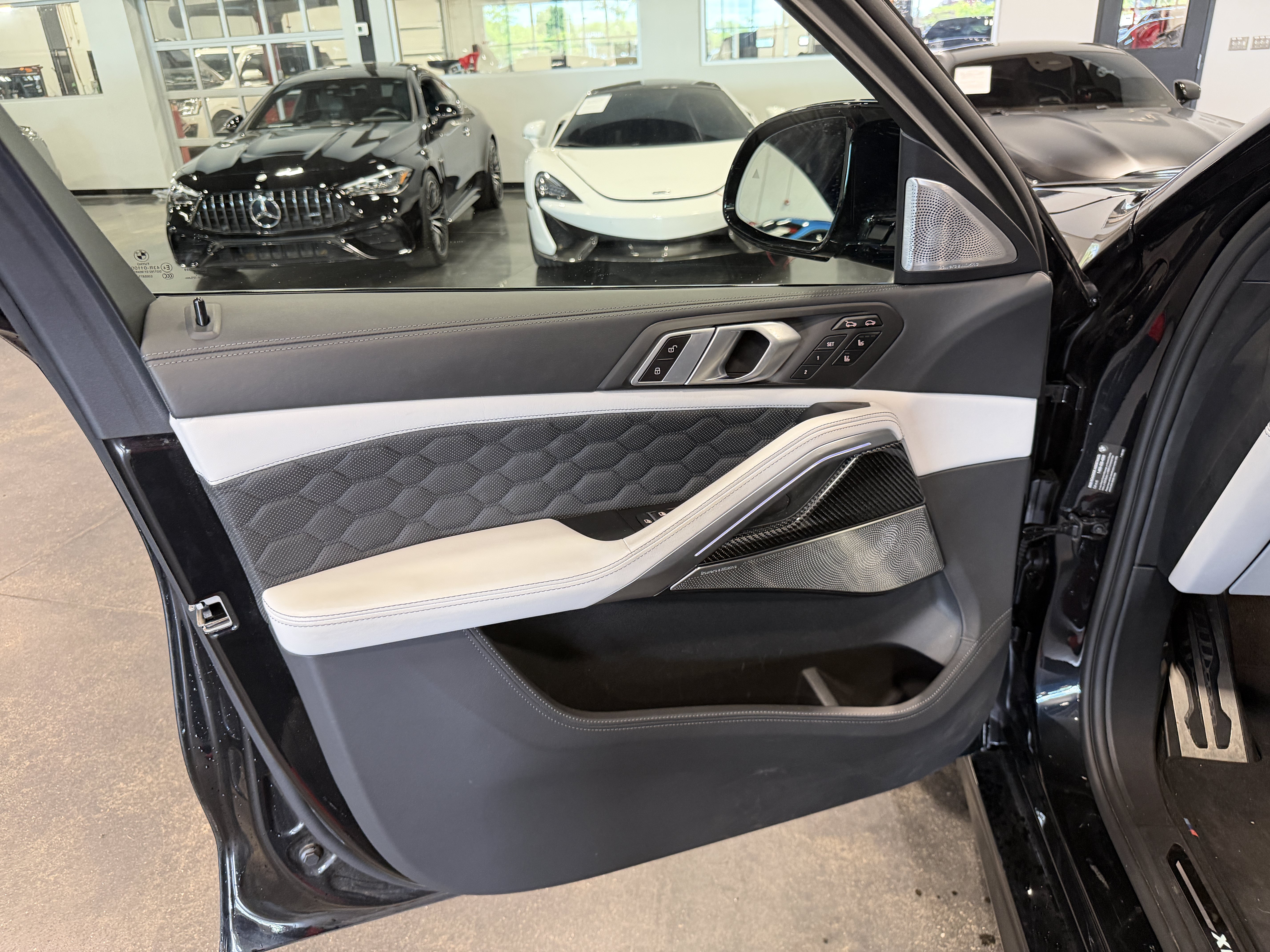 Used 2022 BMW X6 M w/ Competition Package AWD/4WD image 9