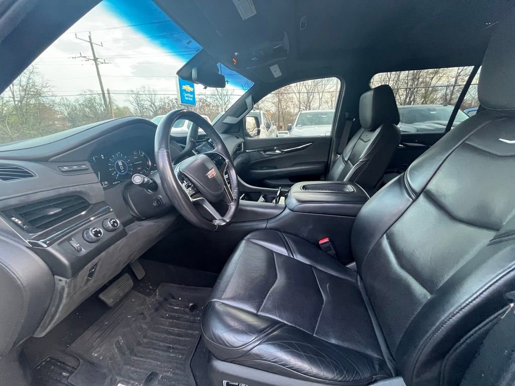Used 2018 Cadillac Escalade ESV Platinum image 9
