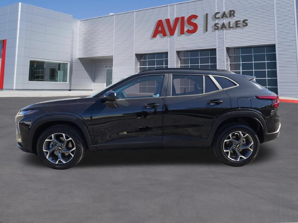 Used 2026 Chevrolet Trax LT FWD image 10