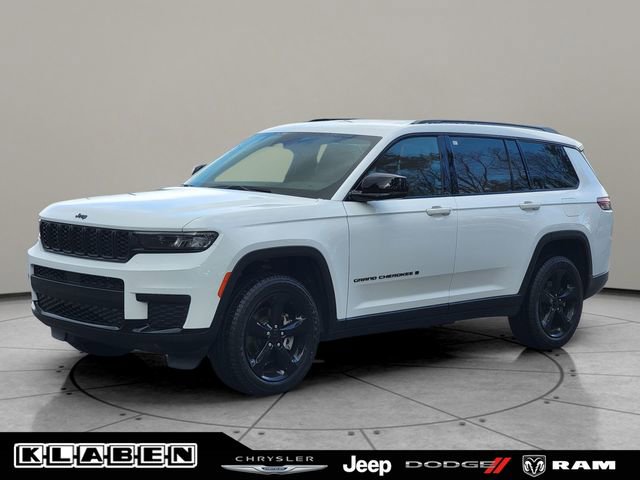 Certified 2023 Jeep Grand Cherokee L Laredo image 1