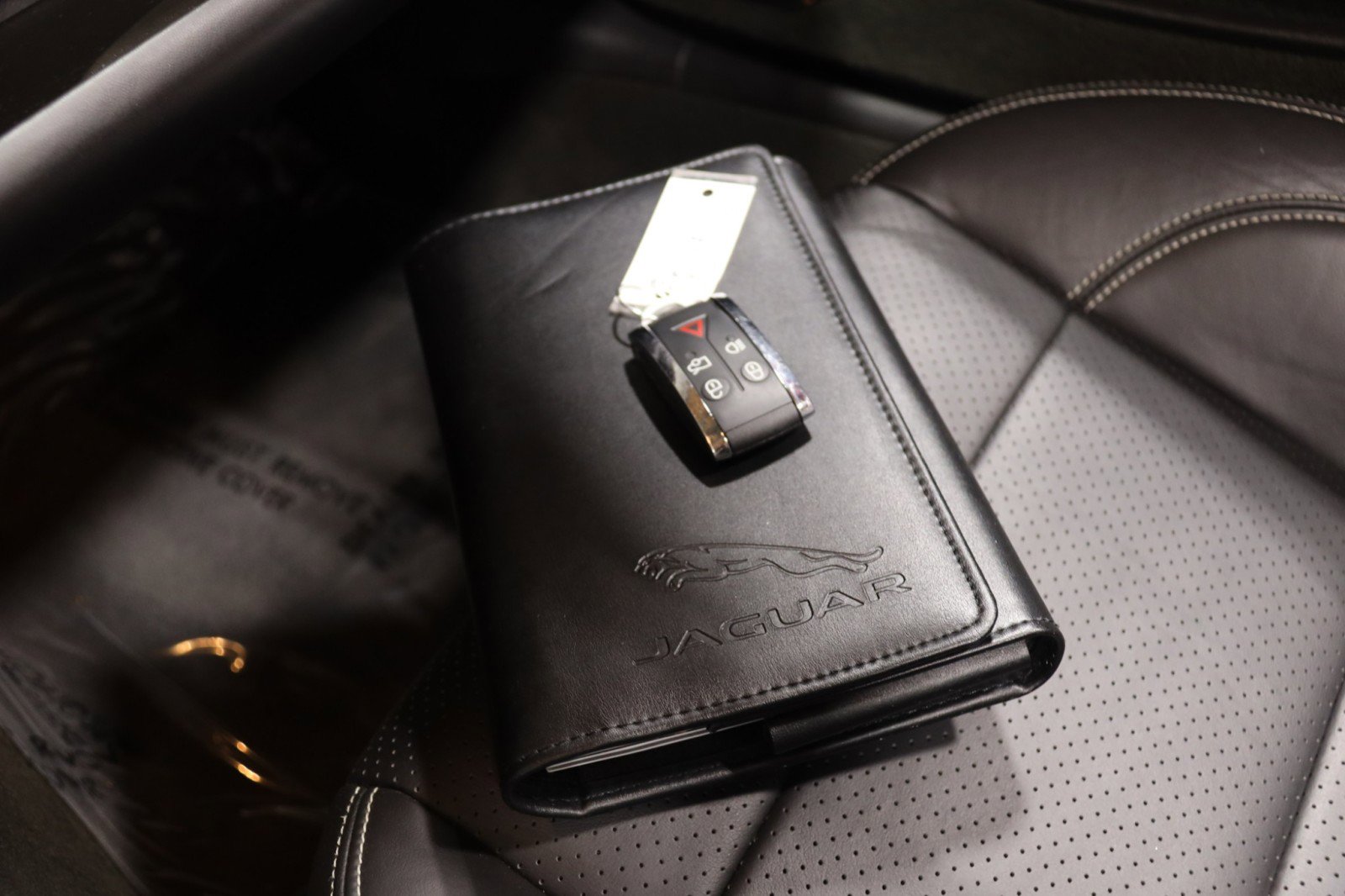 Used 2014 Jaguar XK 2dr Convertible image 35