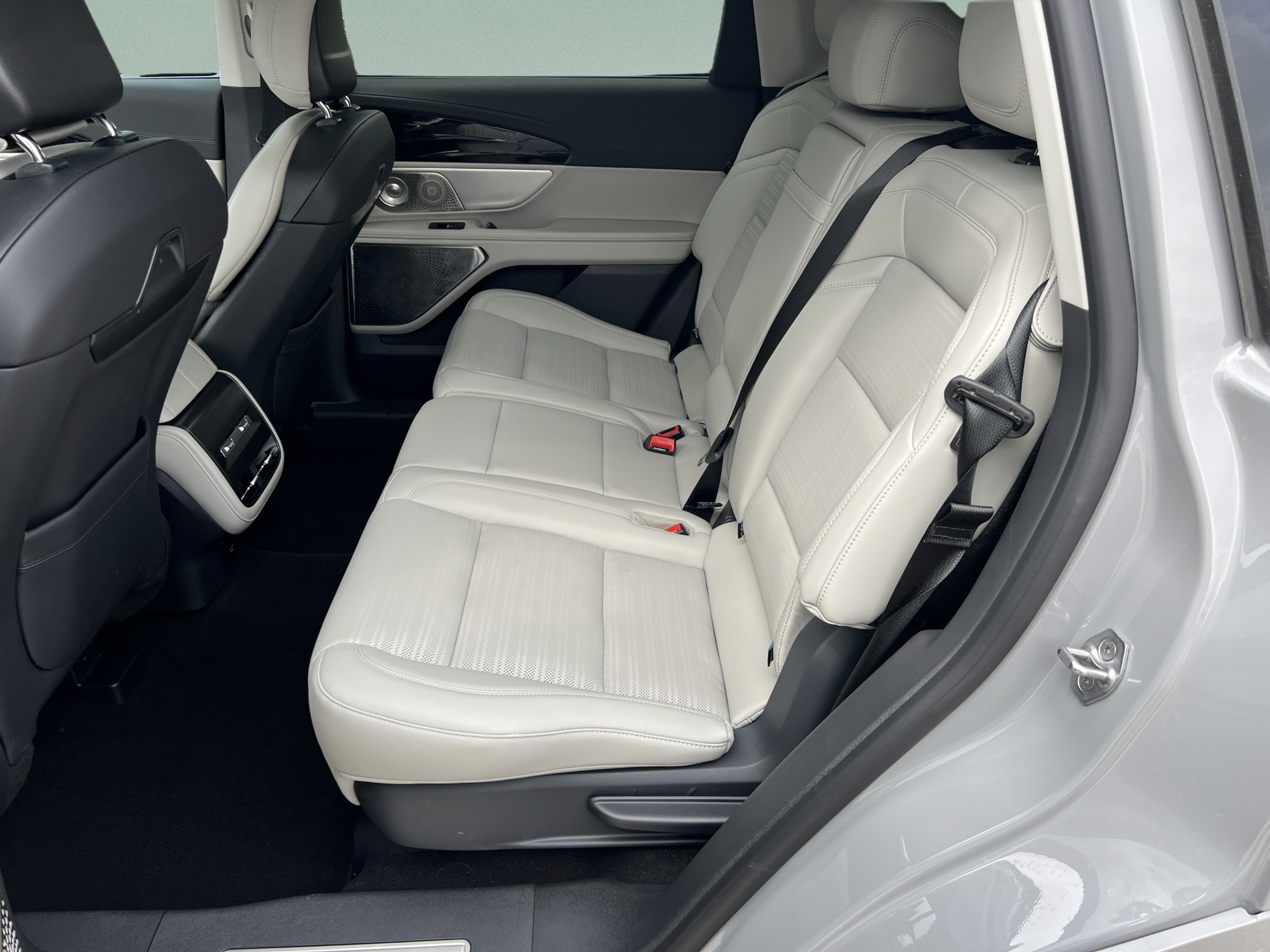 New 2026 Lincoln Nautilus Reserve AWD/4WD image 24