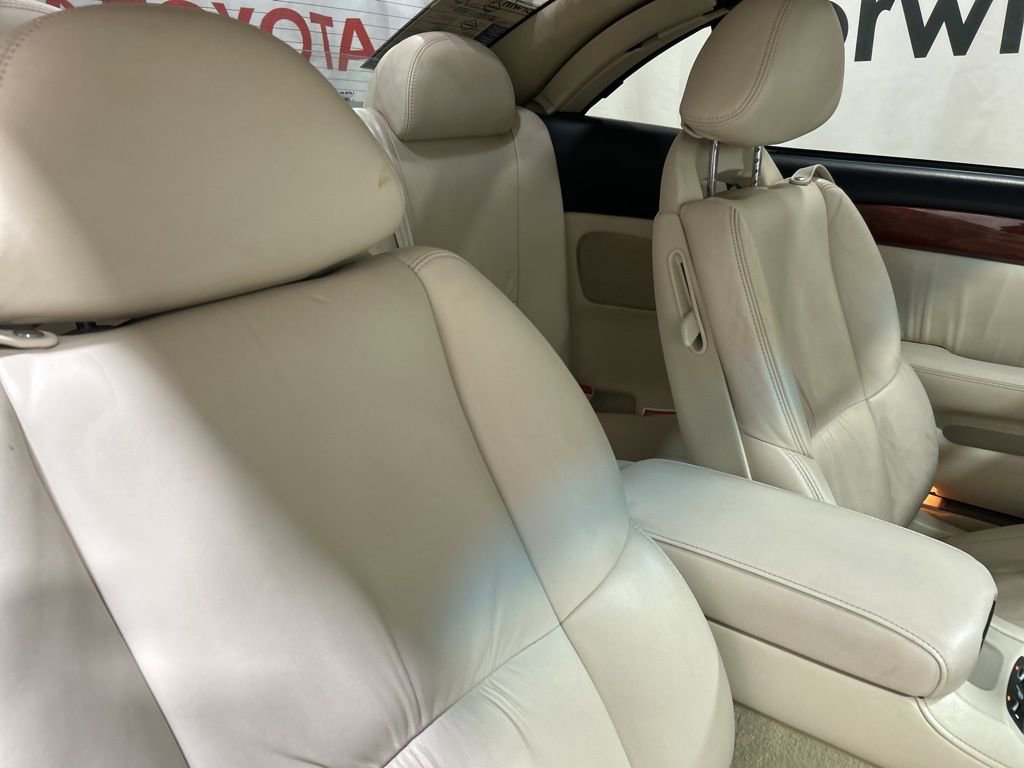 Used 2008 Lexus SC 430 Convertible image 16