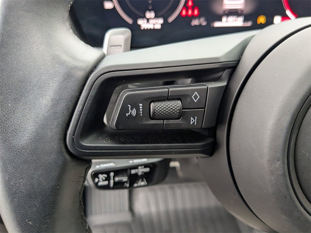 Used 2024 Porsche Cayenne S image 26