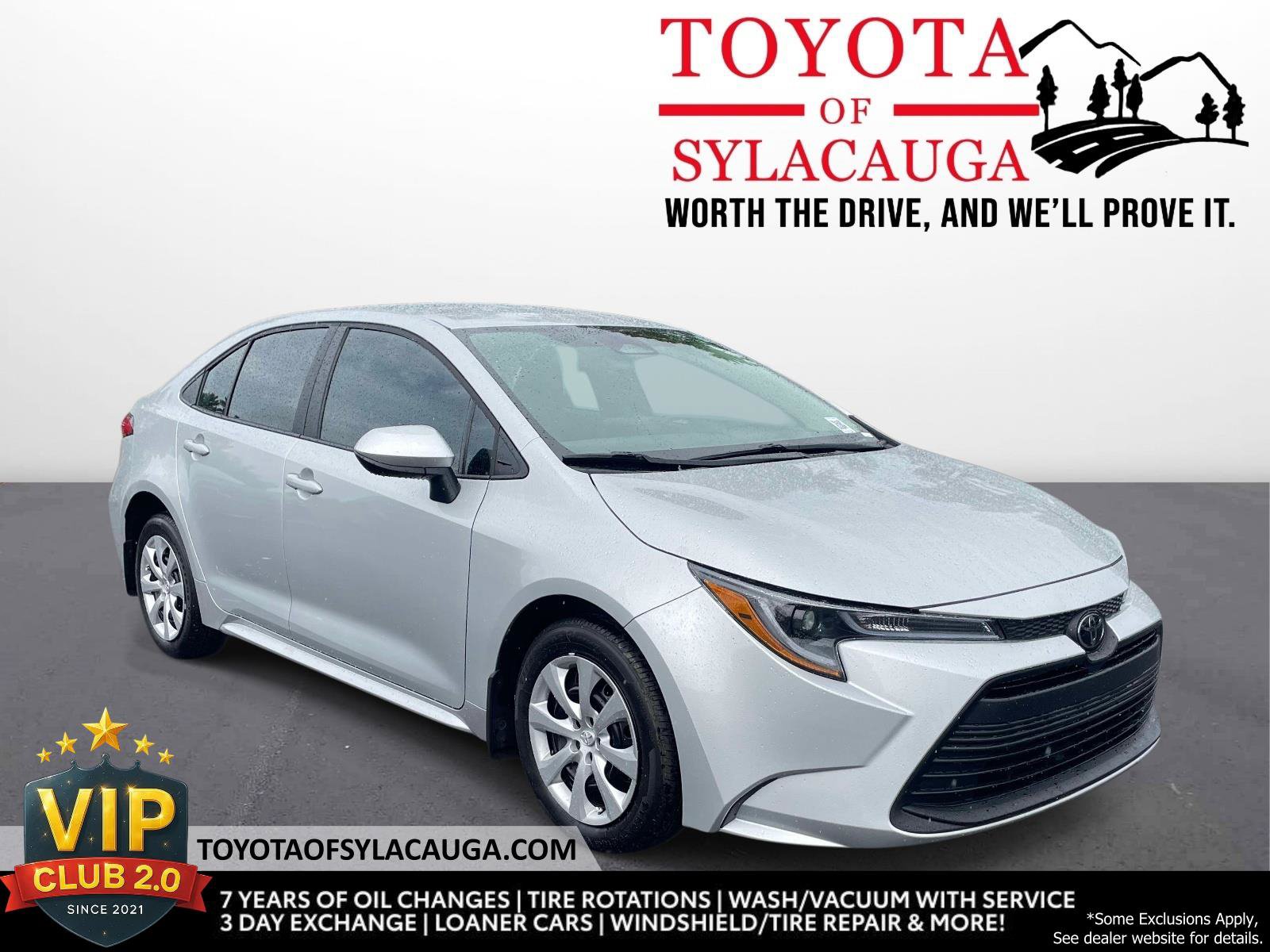 Used 2026 Toyota Corolla LE FWD image 1