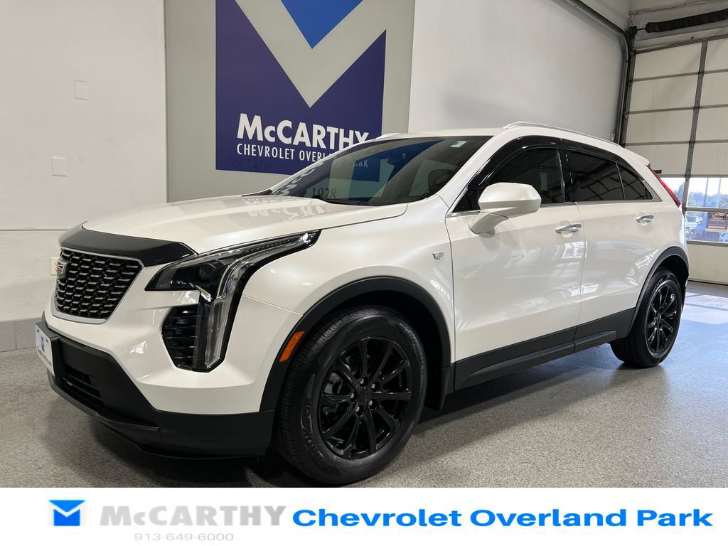 Used 2022 Cadillac XT4 Luxury w/ Cold Weather Package AWD/4WD image 9