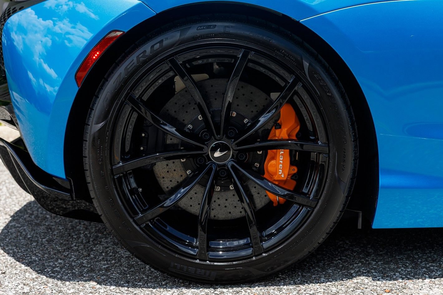 New 2026 McLaren Artura Spider RWD image 43