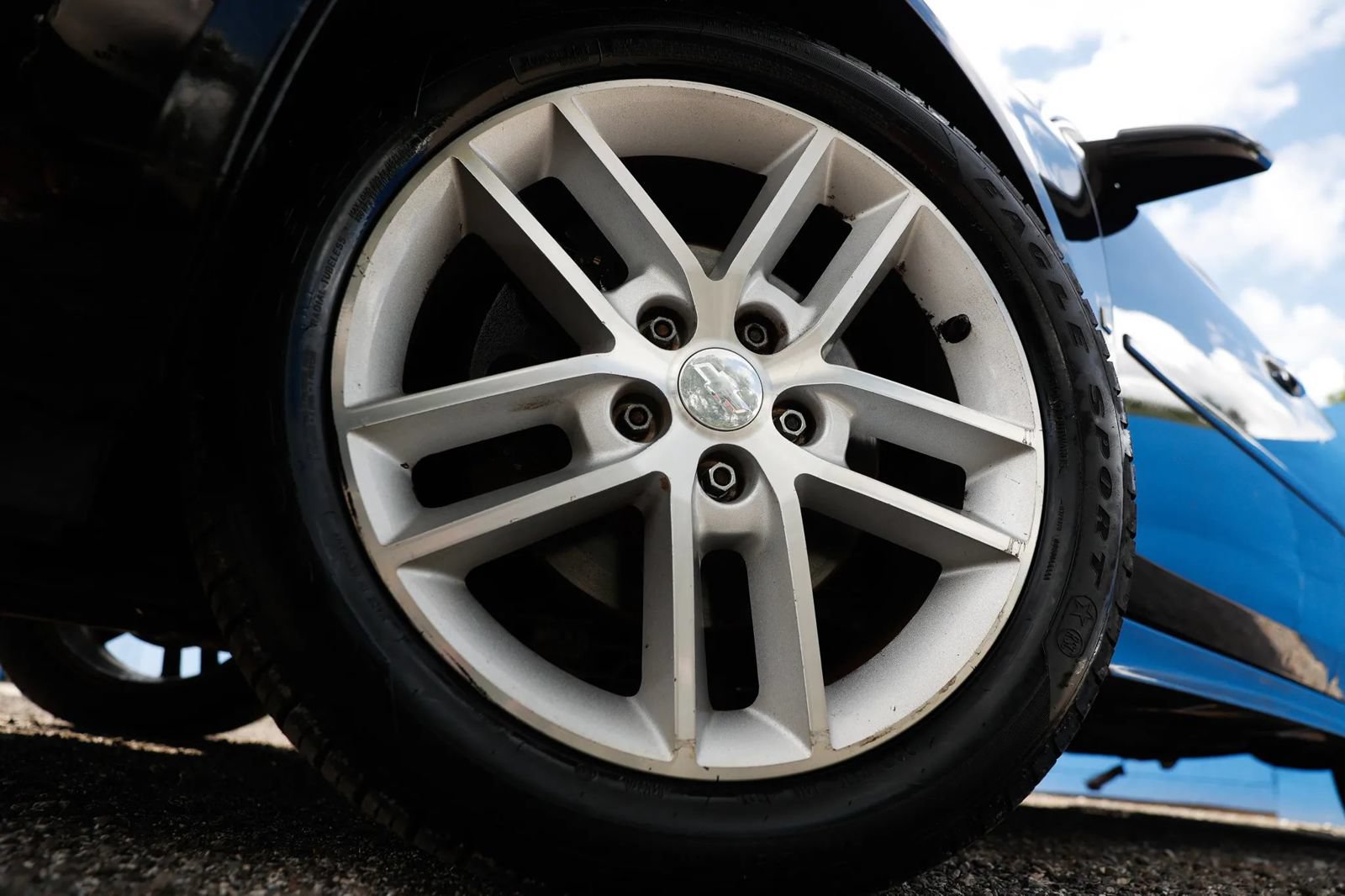 Used 2013 Chevrolet Impala LTZ FWD image 16