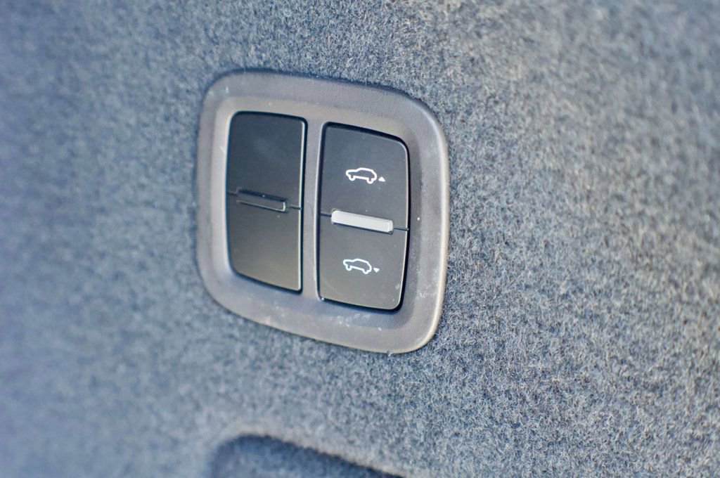 Used 2023 Porsche Cayenne Platinum Edition AWD/4WD image 56