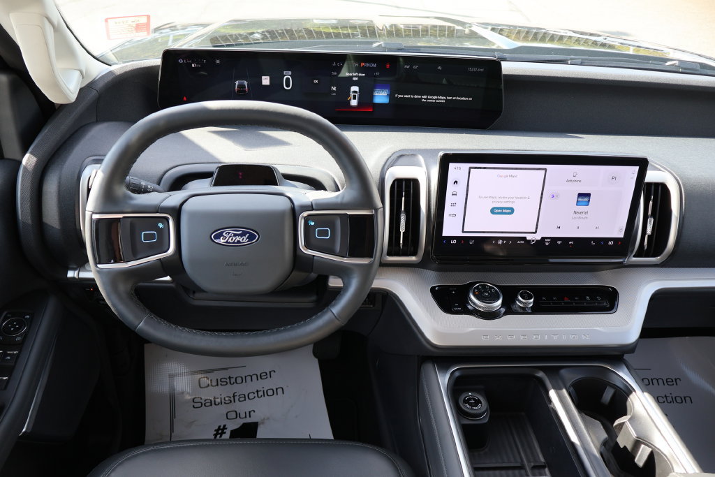 Used 2026 Ford Expedition Active AWD/4WD image 6