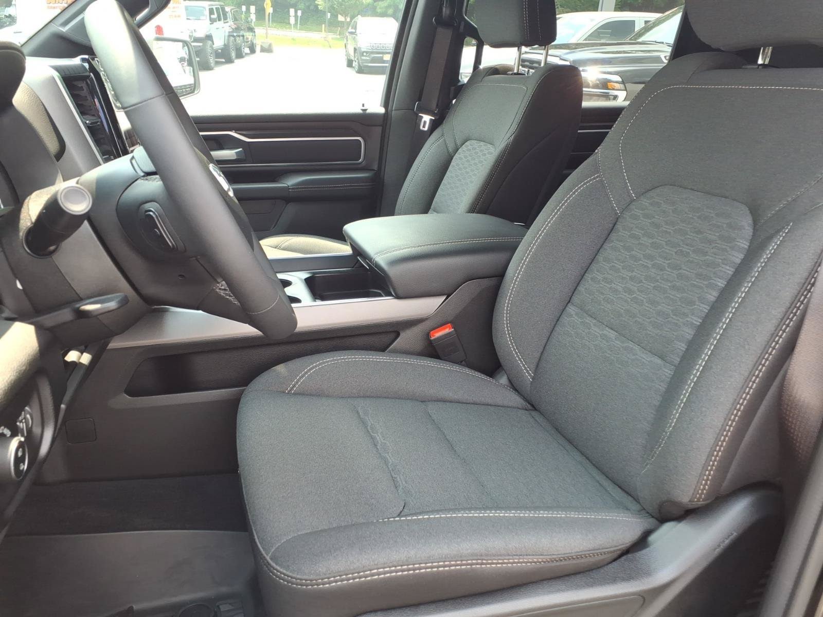 Used 2026 RAM 1500 Big Horn AWD/4WD image 13