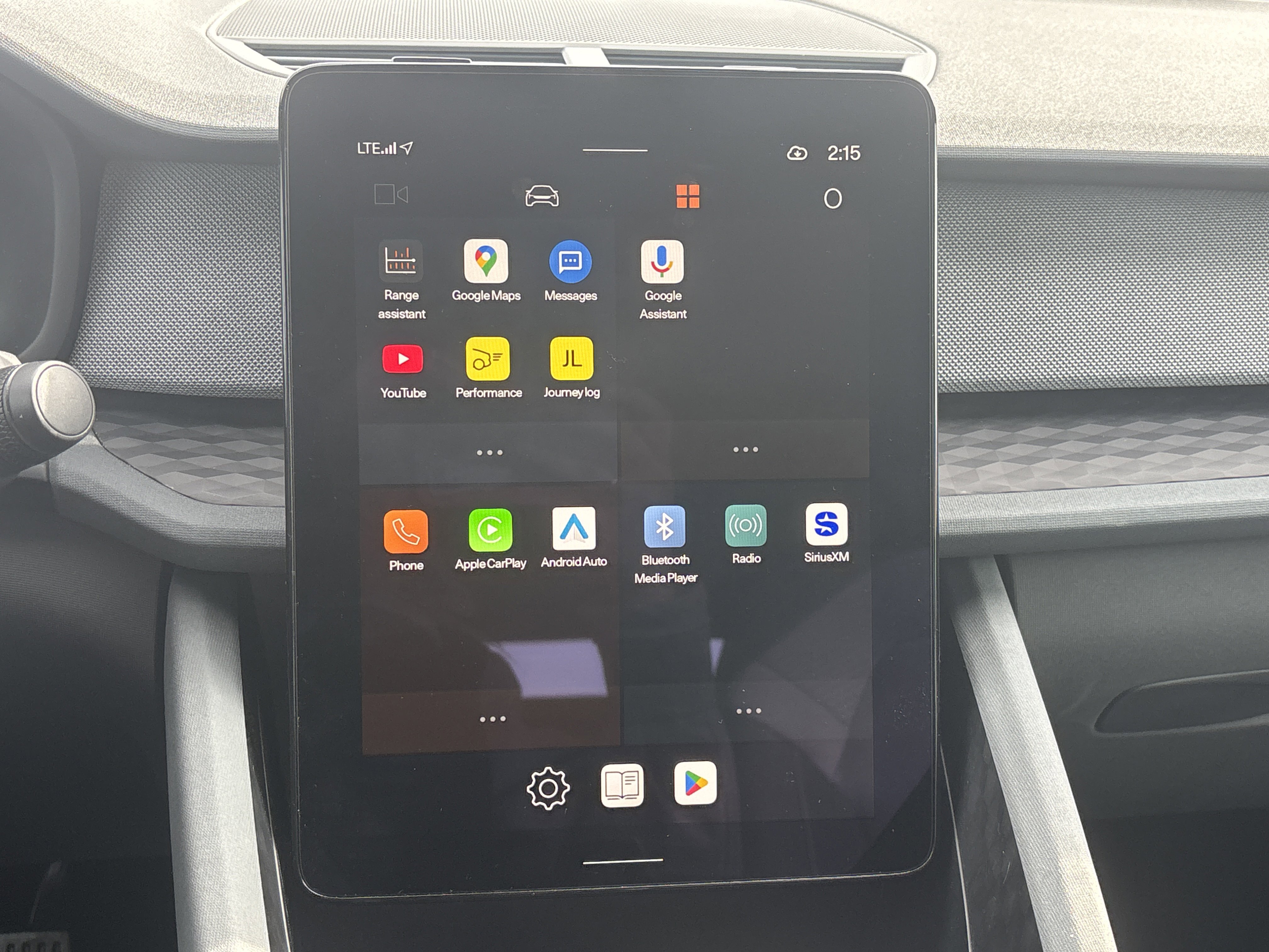 Used 2023 Polestar Polestar 2 image 18