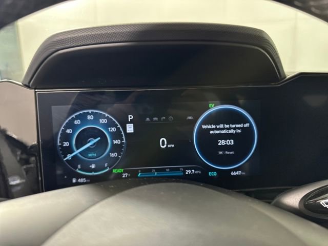 Certified 2025 Hyundai Elantra SEL image 48