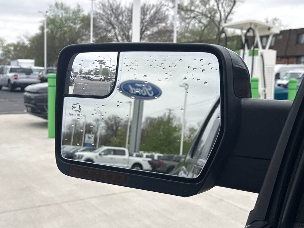 Used 2014 Ford F150 Raptor w/ Equipment Group 801A Luxury image 45