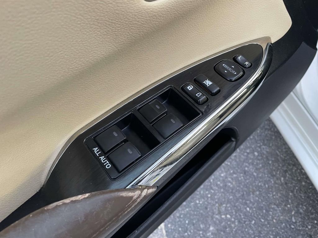 Used 2015 Toyota Avalon XLE Premium image 27