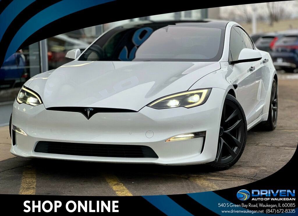 Used 2023 Tesla Model S Standard Range image 1