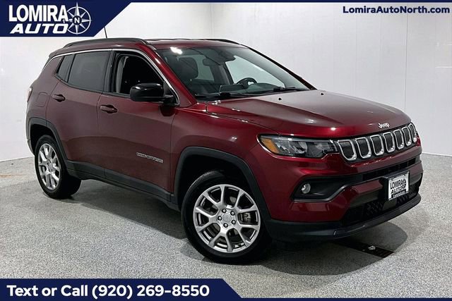 Used 2022 Jeep Compass Latitude image 1