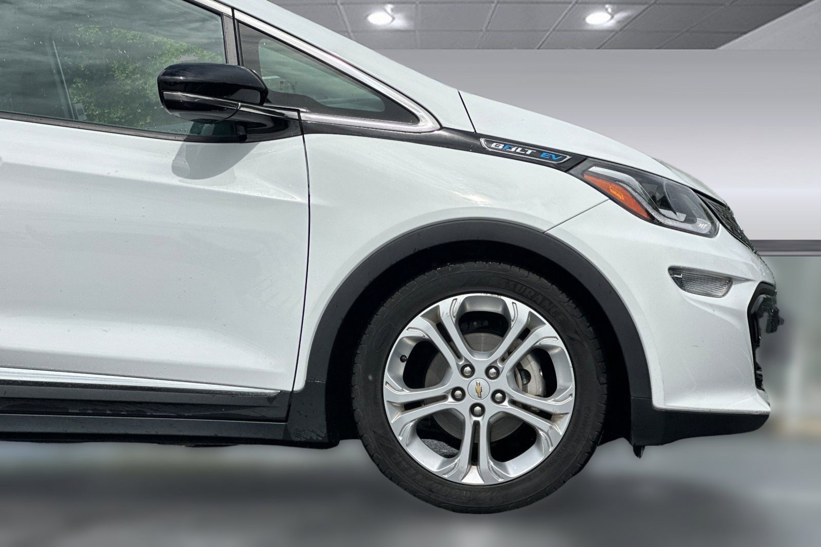 Used 2020 Chevrolet Bolt LT image 34