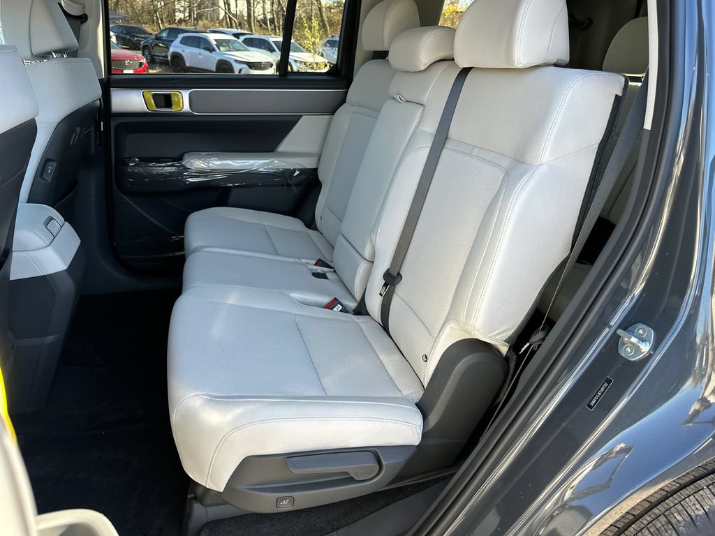 New 2026 Hyundai Santa Fe SE AWD/4WD image 19