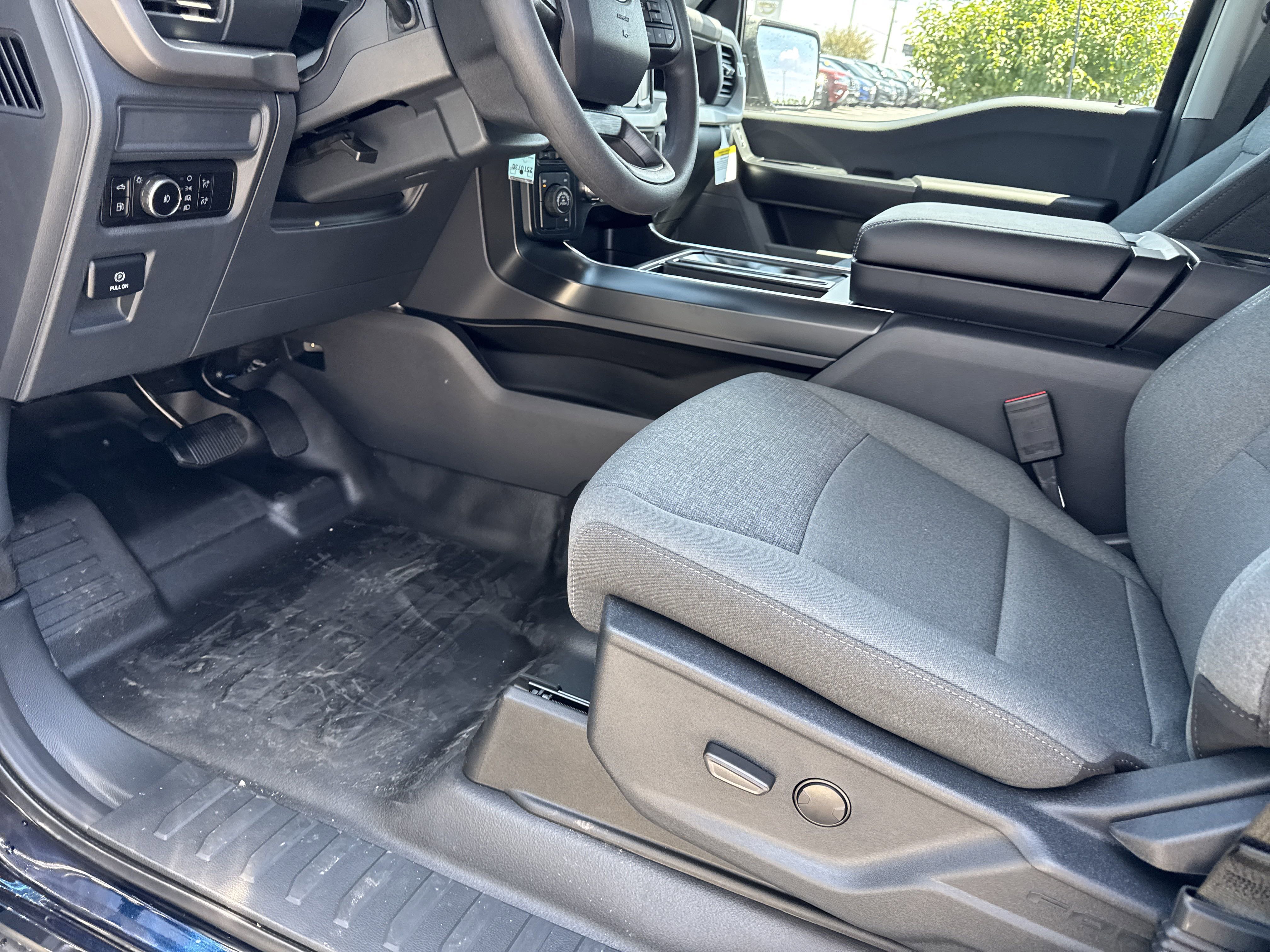 New 2025 Ford F150 XL w/ Equipment Group 104A Hybrid image 25