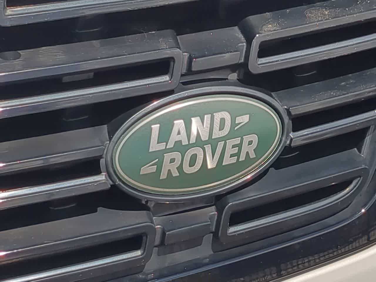 Used 2024 Land Rover Range Rover Sport SE AWD/4WD image 12