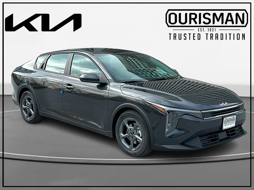 New 2025 Kia K4 LXS
