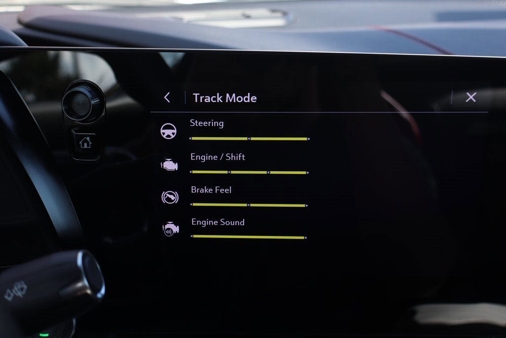 Used 2023 Chevrolet Corvette Stingray Convertible w/ 1LT image 35