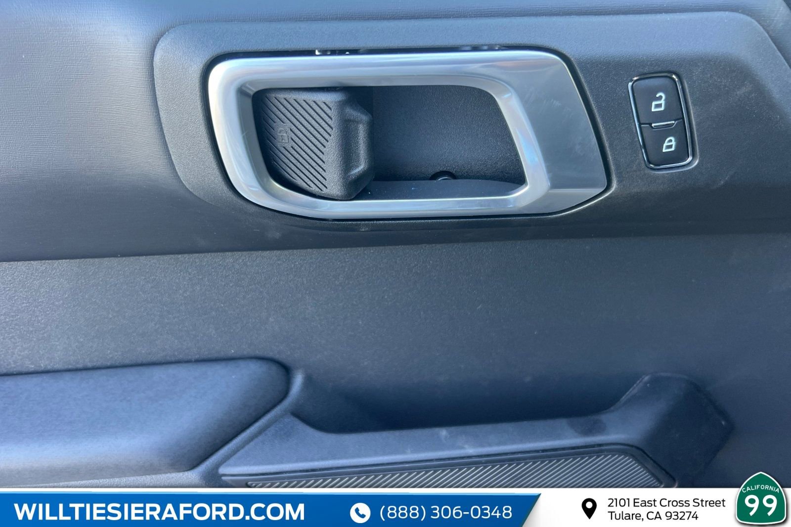 New 2026 Ford Bronco Badlands image 12