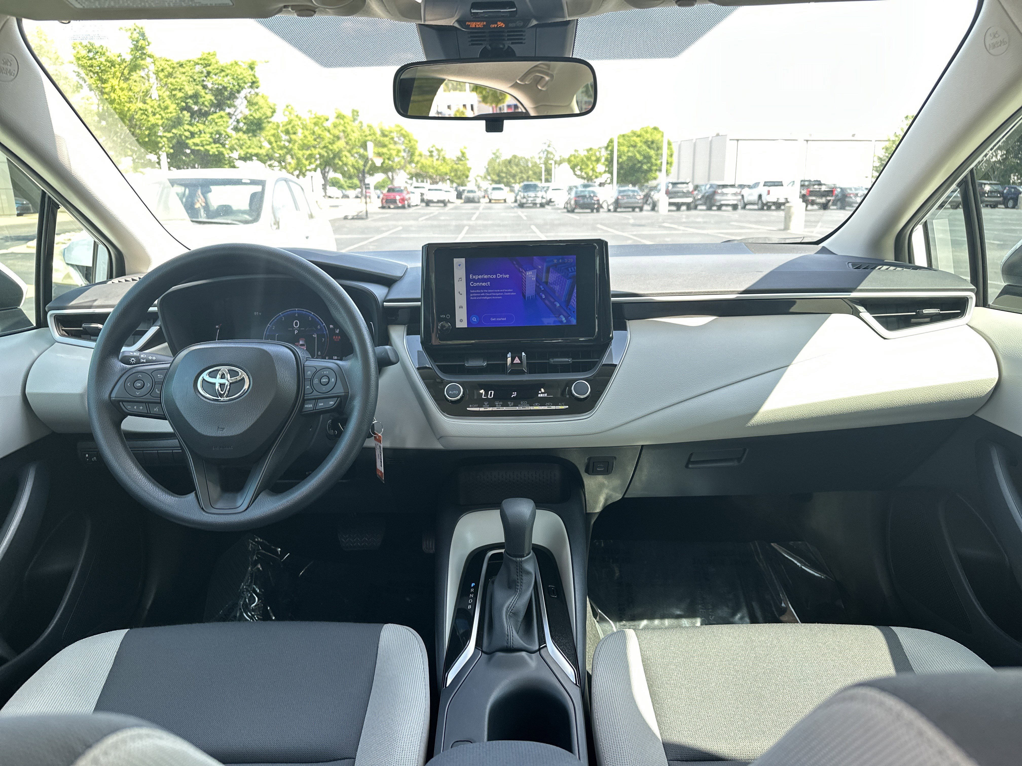 Used 2026 Toyota Corolla LE FWD image 29