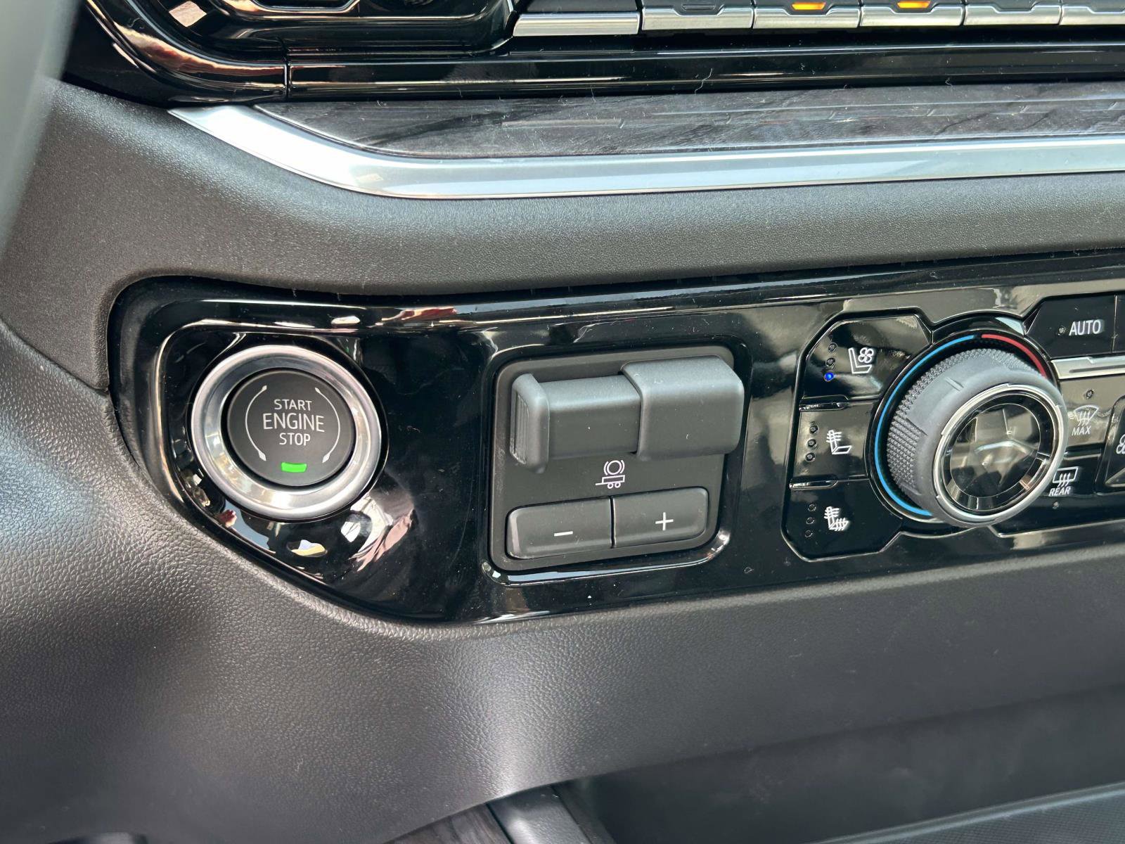 New 2026 Chevrolet Silverado 1500 LTZ w/ LTZ Premium Package image 18