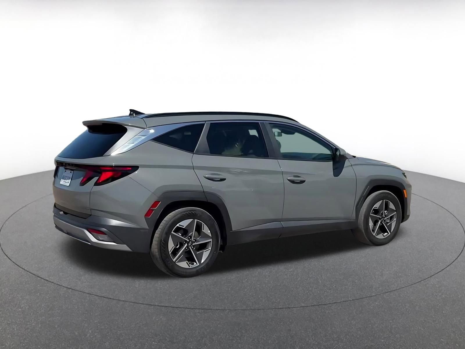 Used 2025 Hyundai Tucson SEL FWD image 14
