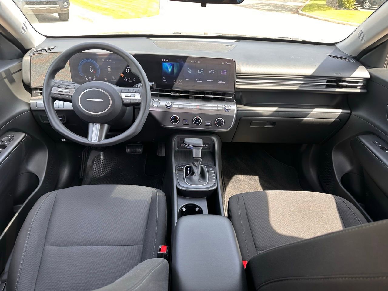 Certified 2024 Hyundai Kona SE image 18