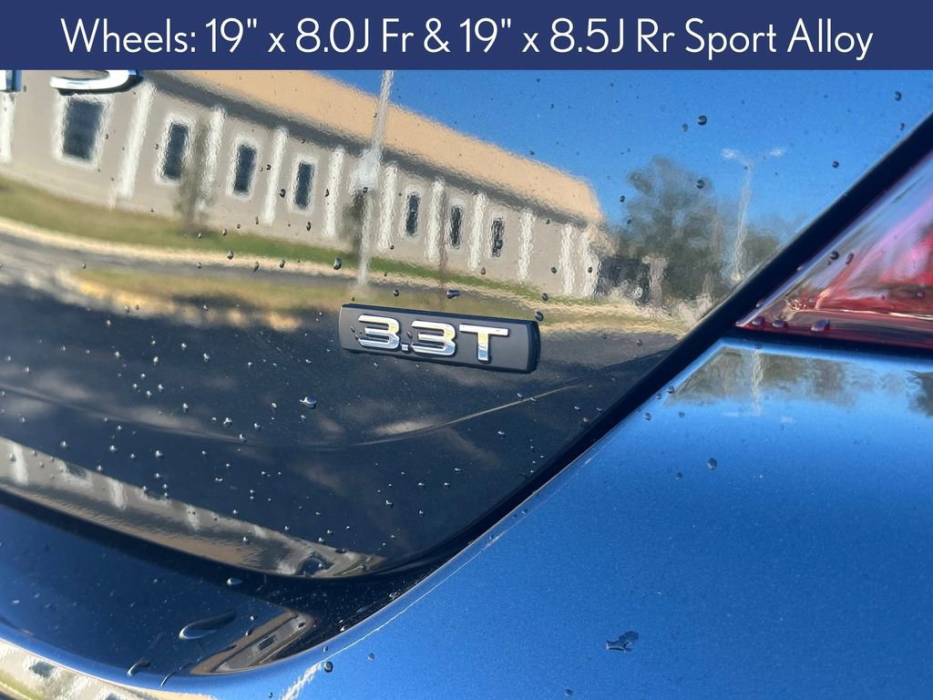 Used 2025 Genesis G70 3.3T Advanced w/ Sport Prestige Package image 16