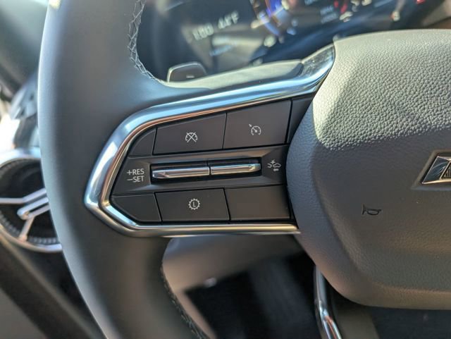 New 2026 Chevrolet Equinox ACTIV w/ Convenience Package III AWD/4WD image 17