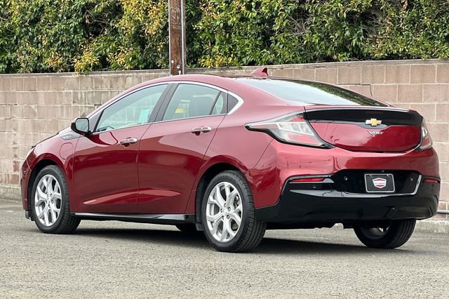 Used 2016 Chevrolet Volt Premier w/ Driver Confidence Package FWD image 9