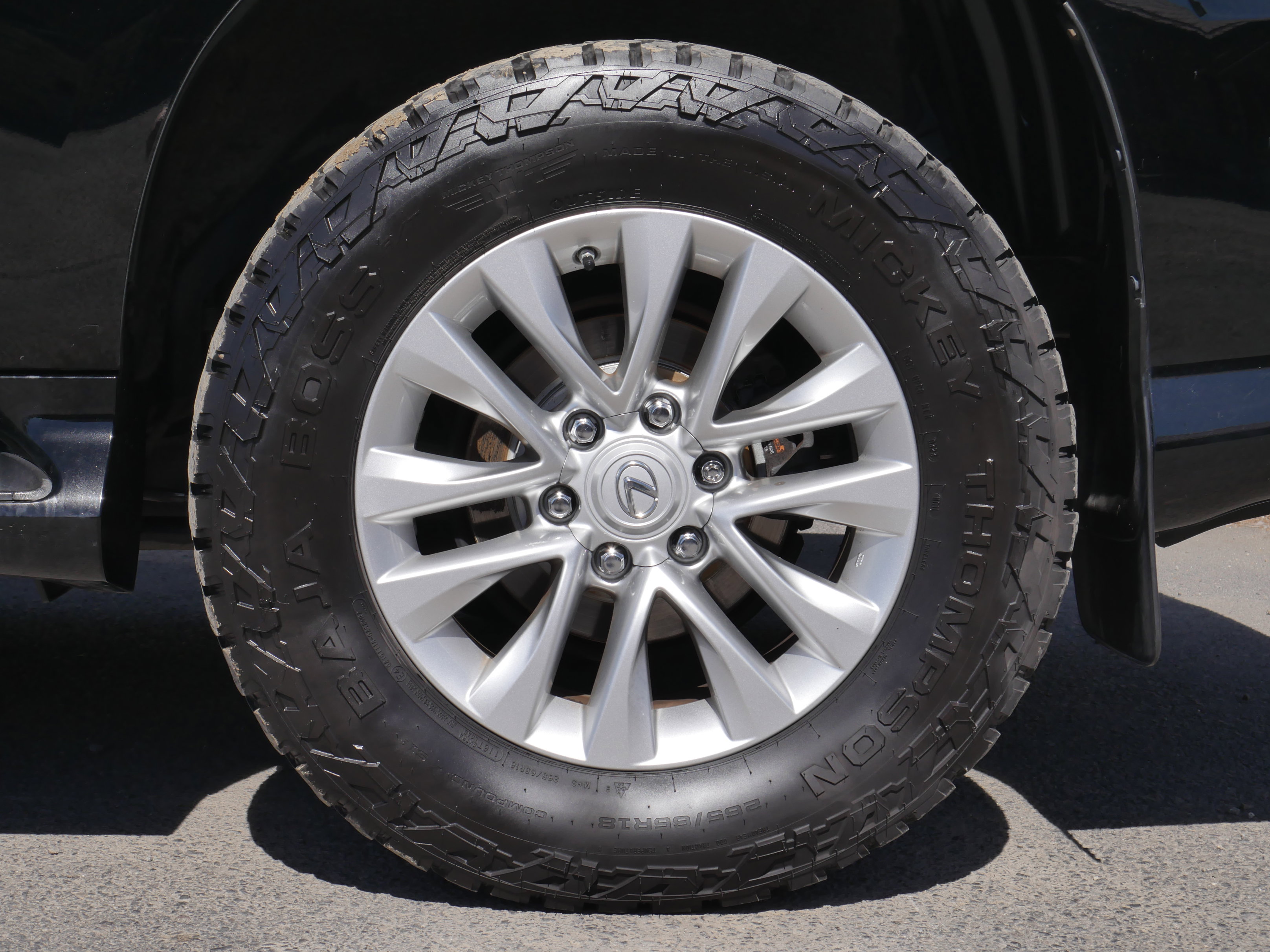 Used 2016 Lexus GX 460 w/ Premium Package image 19