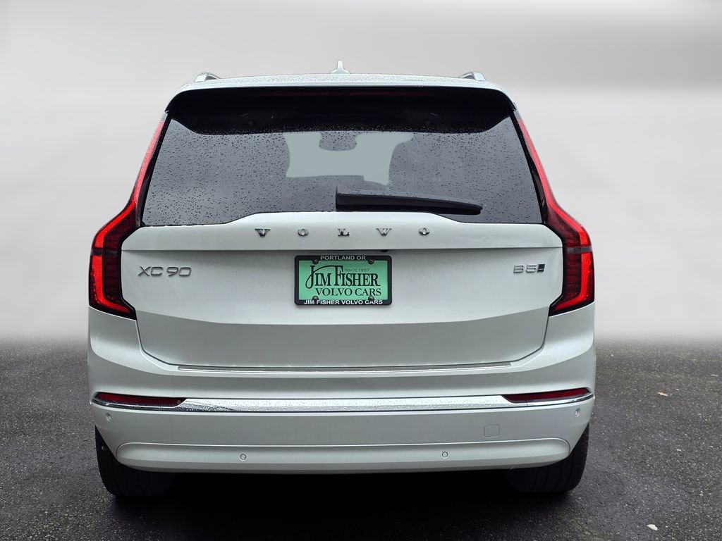 New 2025 Volvo XC90 B5 Plus w/ Protection Package Premier image 6