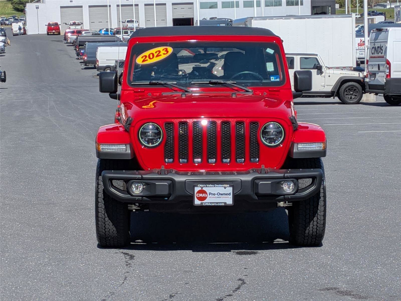 Certified 2023 Jeep Wrangler Unlimited Sport w/ LED Headlamp & Fog Lamp Group AWD/4WD image 2