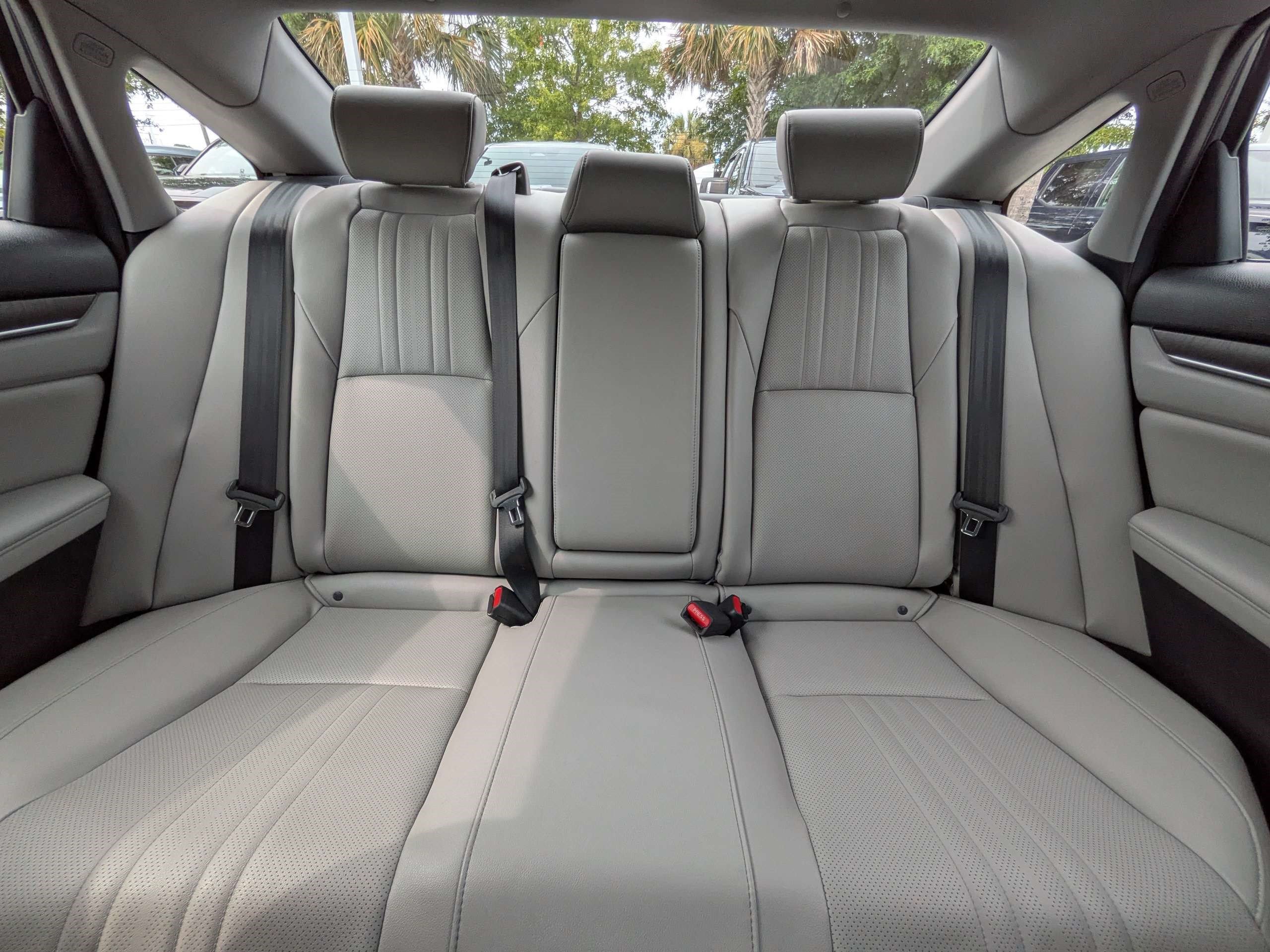 Used 2020 Honda Accord EX-L image 24