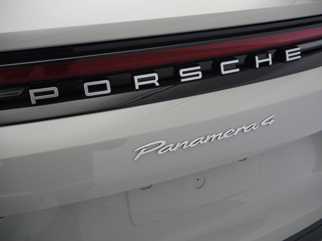 Certified 2025 Porsche Panamera 4 AWD/4WD image 11