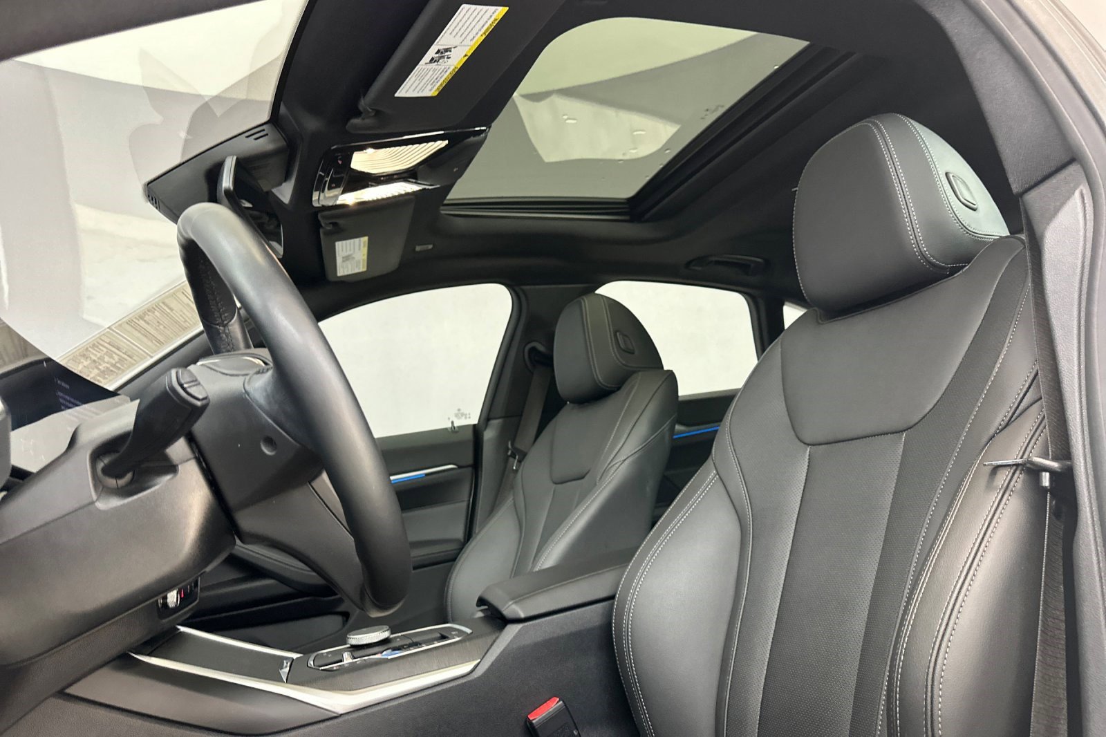 Certified 2023 BMW i4 eDrive35 w/ Premium Package image 16