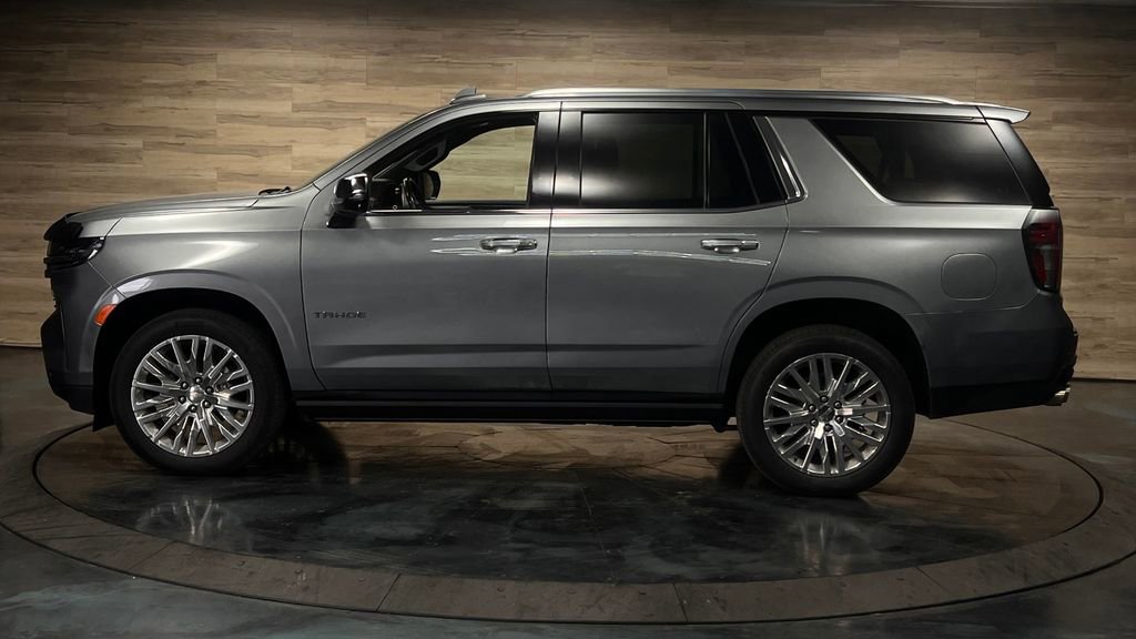 Used 2023 Chevrolet Tahoe Premier w/ Premium Package AWD/4WD image 9