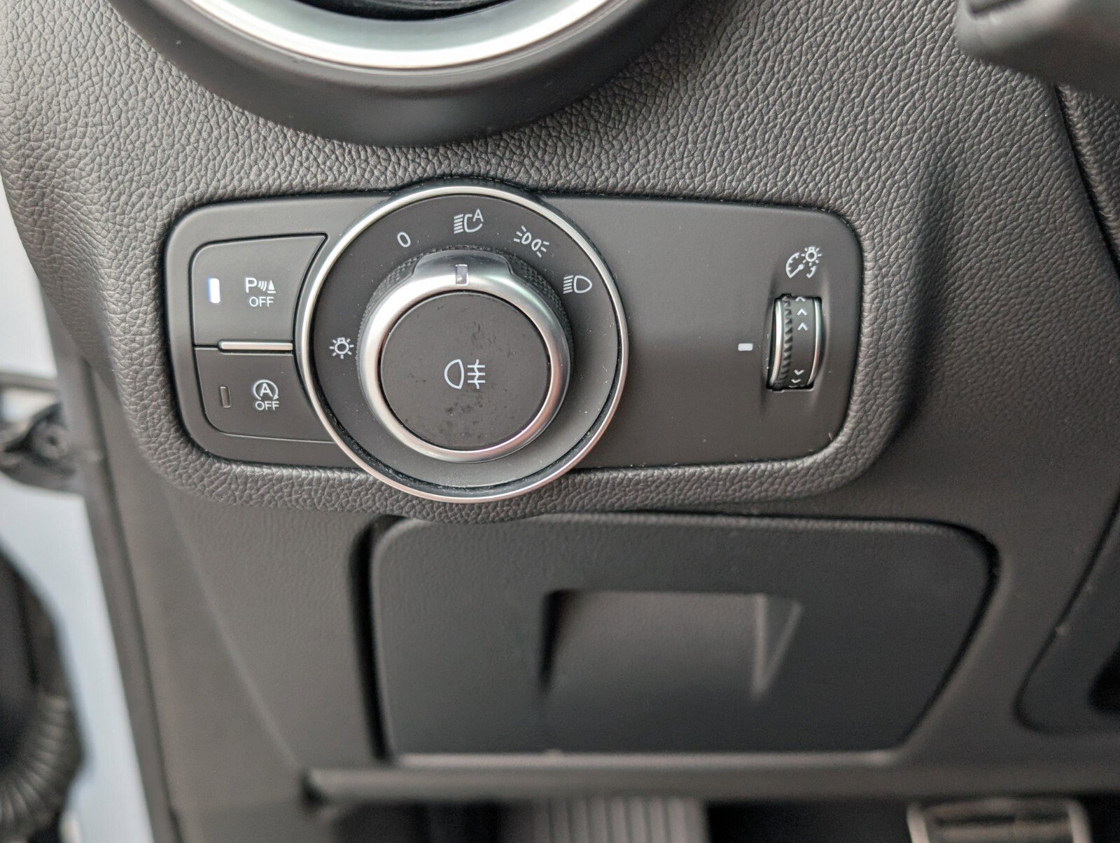 Used 2022 Alfa Romeo Stelvio Sprint image 37