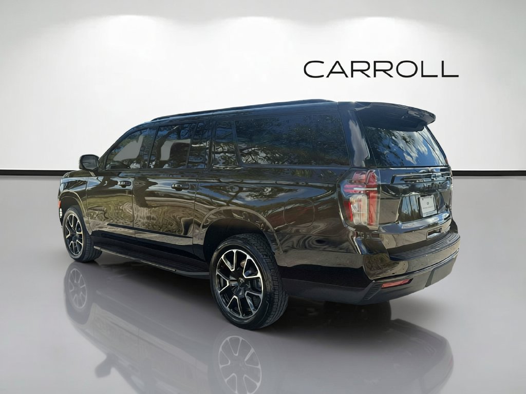 Used 2024 Chevrolet Suburban RST w/ Luxury Package RWD image 5