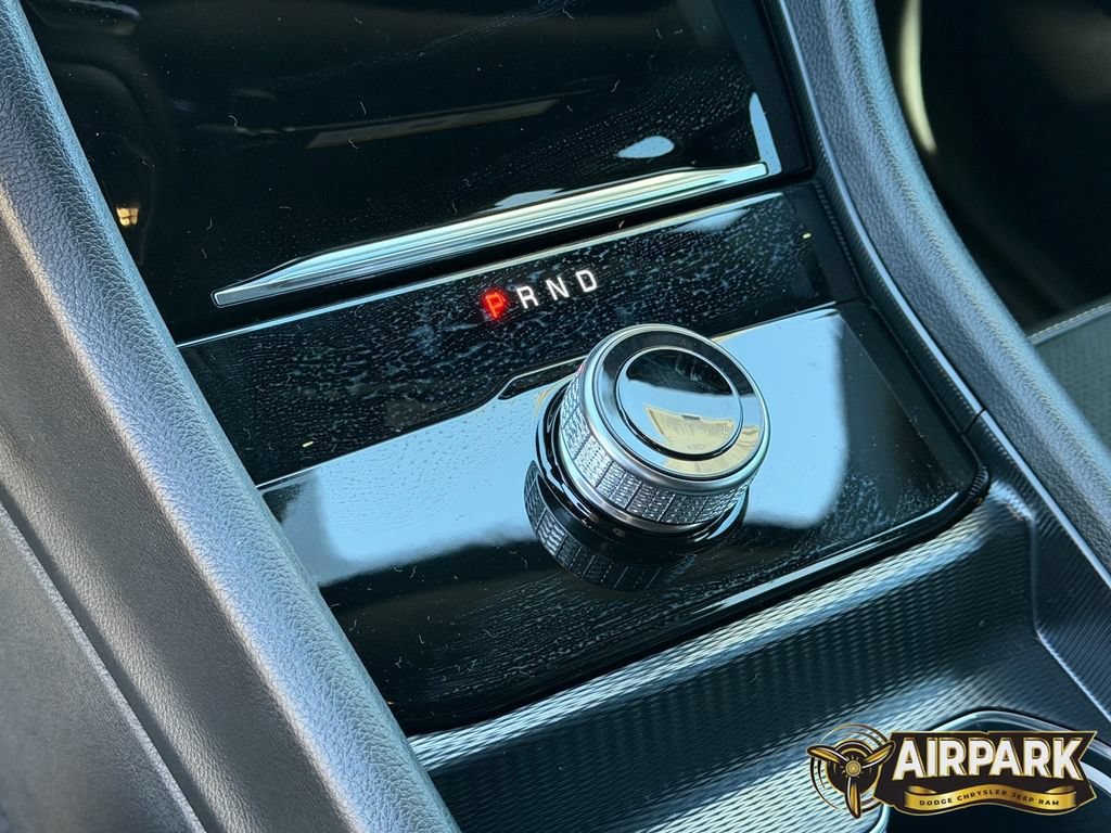 New 2026 Jeep Grand Cherokee Altitude RWD image 25