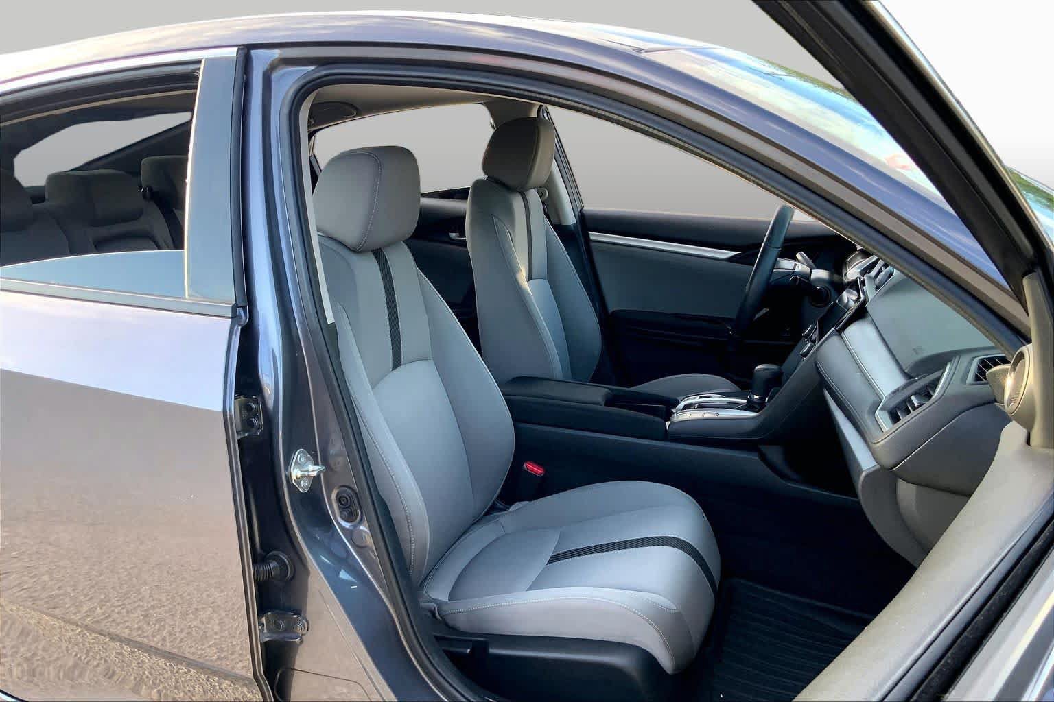 Used 2017 Honda Civic EX image 9