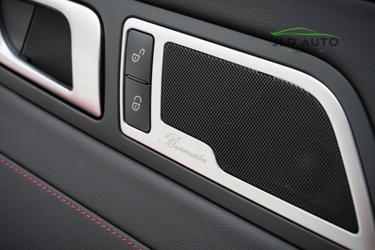 Used 2019 Mercedes-Benz AMG GT Roadster image 32